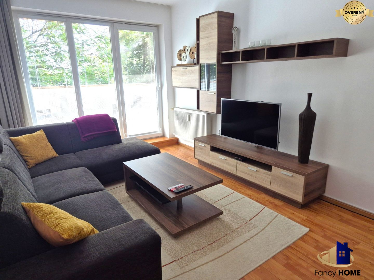 **PRENAJATÝ** Perfektný 2 izbový byt s loggiou | 58 m2 | Opatovská