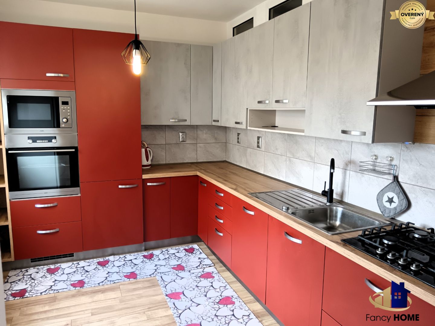 * PRENAJATÝ * PRENÁJOM 4 izb byt POPRAD + 2 loggie