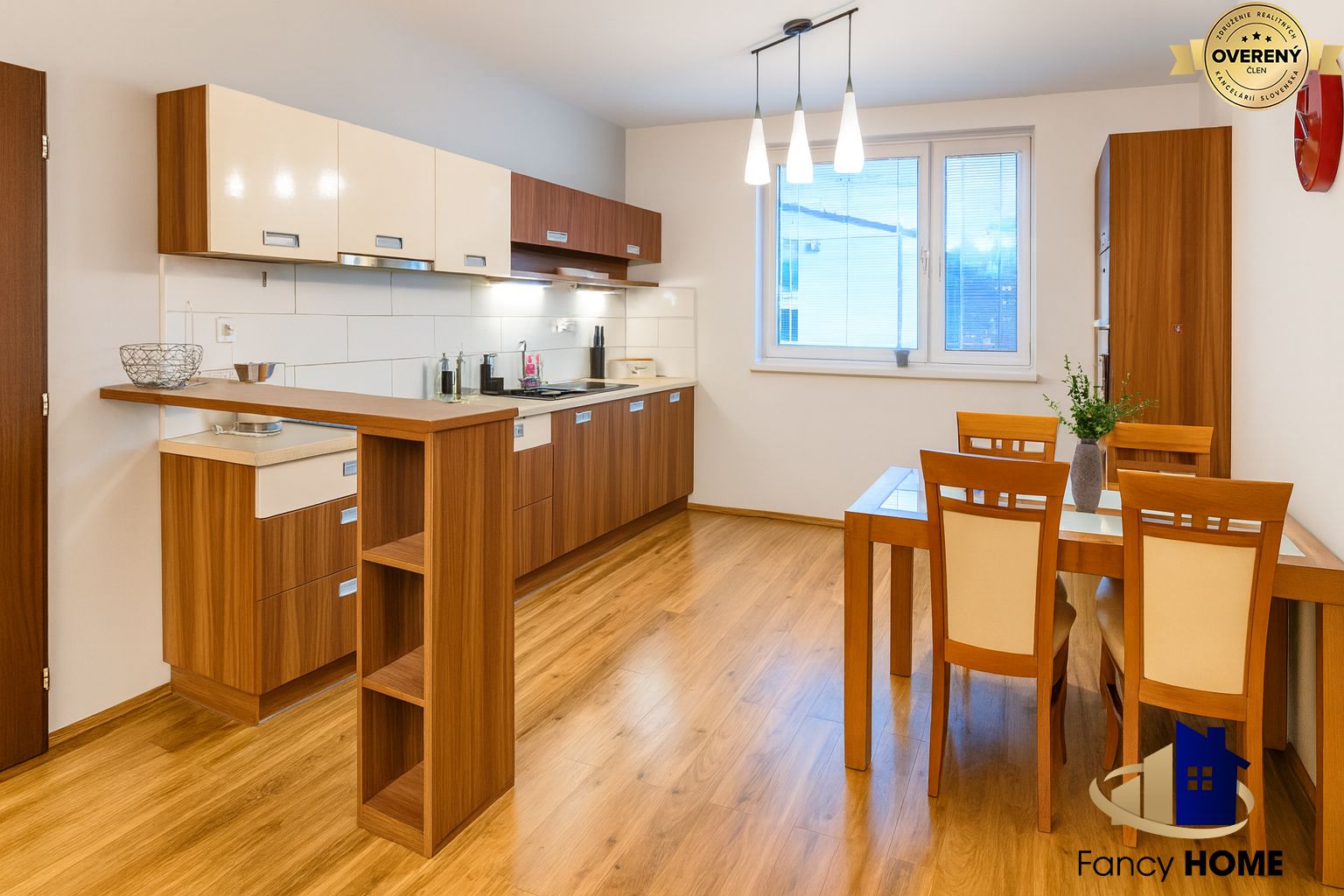 *PRENAJATÝ* 3-izbový moderný byt s balkónom | Levočská ulica | SL