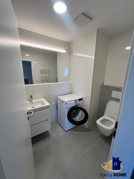 WhatsApp Image 2026-01-04 at 11.54.51 (7).jpeg